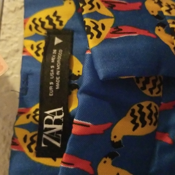 Zara Bird Shorts - Picture 2 of 4